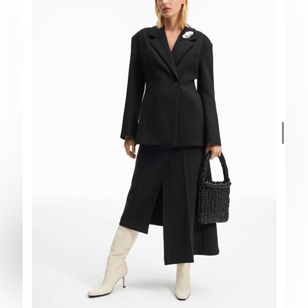 Awake Mode asymmetric skirt